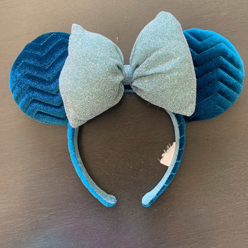2021 Disney Parks Azul Blue Teal Quilted Velvet Sparkle Bow Minnie Ears Headband